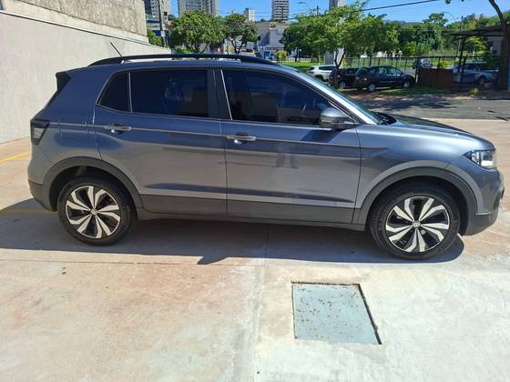 VOLKSWAGEN T-CROSS 1.0 200 TSI TOTAL FLEX AUTOMÁTICO